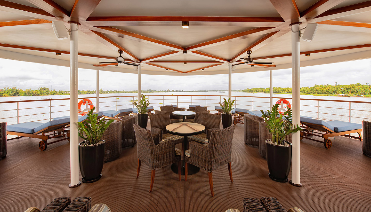 Avalon Waterways Slides