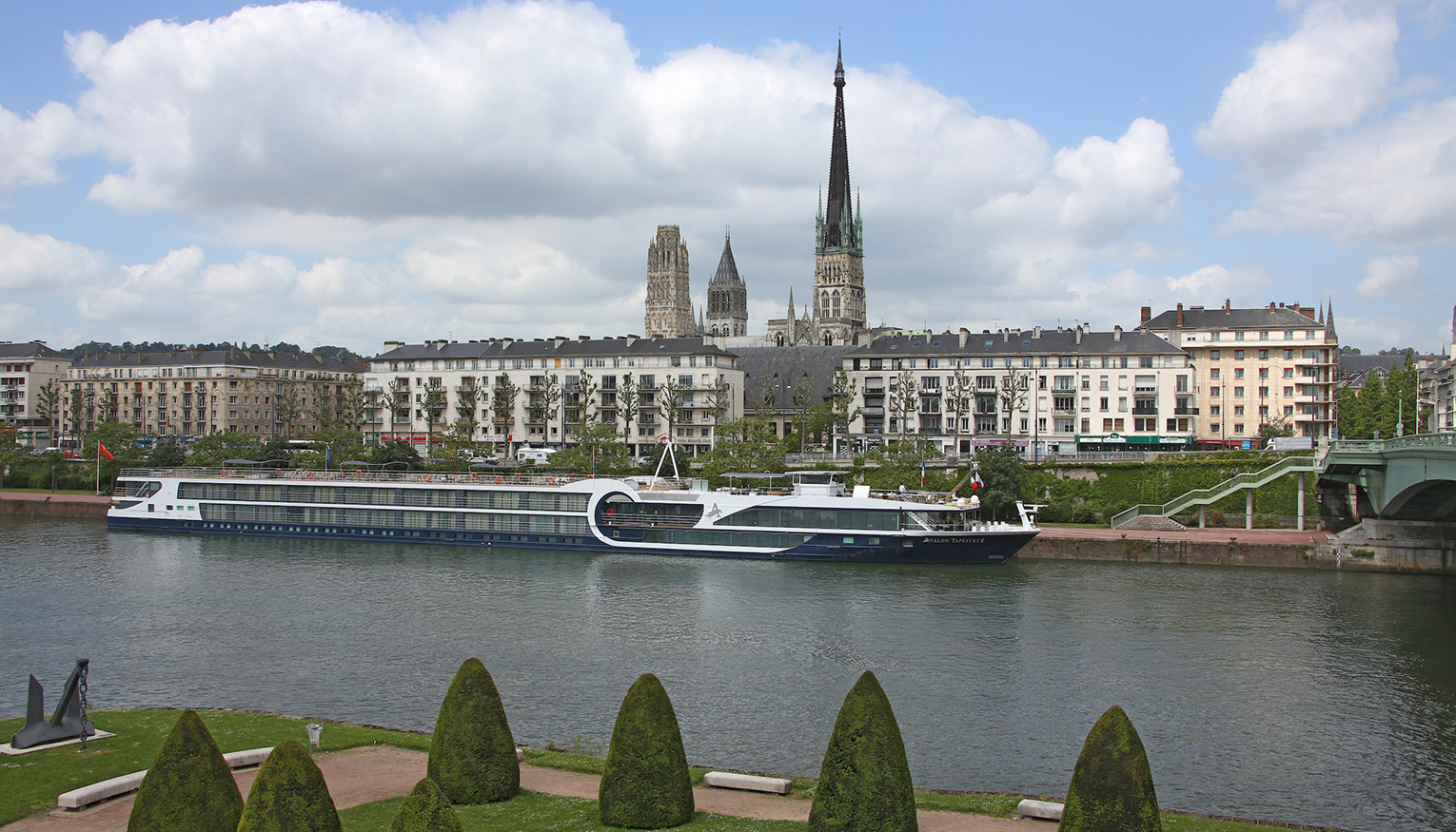 Avalon Waterways Slides